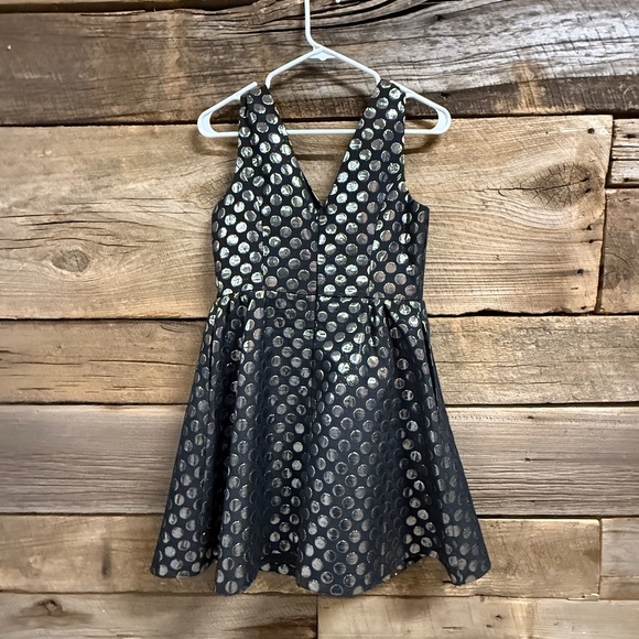 NWT Ark and Company Sleeveless Flare dress with metallic circles, Small - Picture 3 of 7